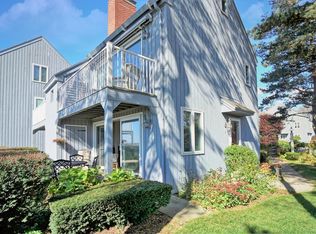135 Ocean Ave #1, Kennebunkport, ME 04046