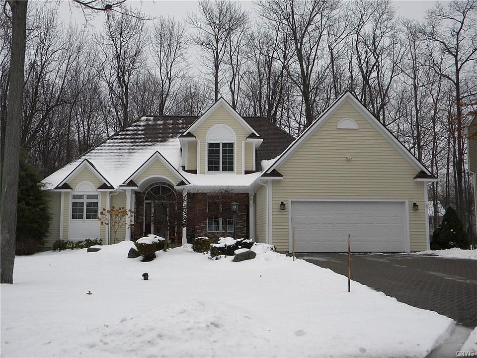 1st image of 8216 Royal Scarlet Dr