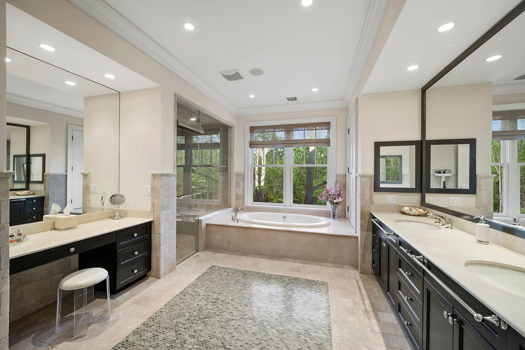 23 Kellis Way, Bridgehampton, NY 11932 Out East