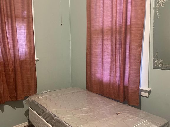 2nd image of 334 E Duval St #1