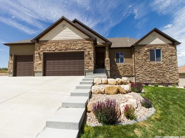 1st image of 438 W Stillwater Dr