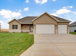 1429 N Collins Drive, Republic, MO 65738