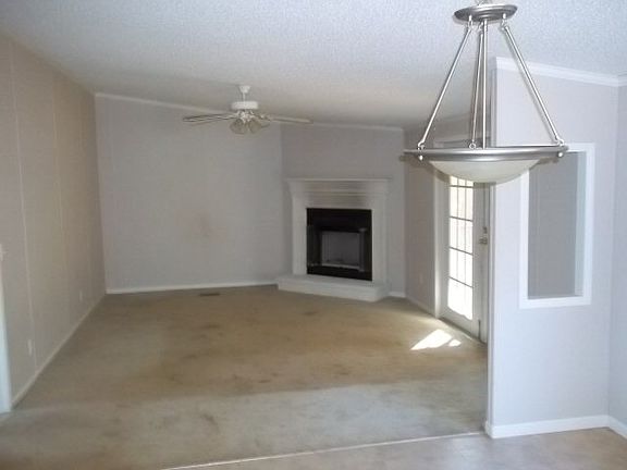 3rd image of 194 Lee Road 2031