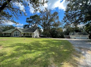 6371 N Us Highway 75, Buffalo, TX 75831