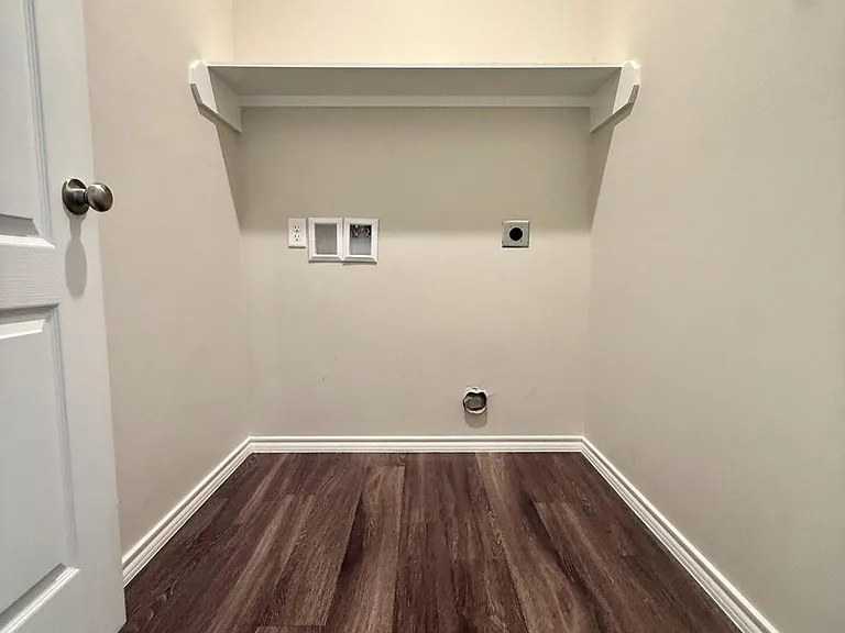 1411 Monterey Dr — Photo 18