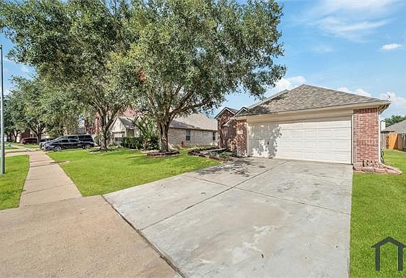 2nd image of 4922 Rocky Manor Ln
