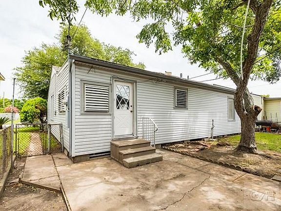 4th image of 5319 Menard Ave