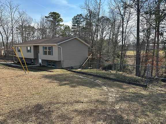 5th image of 1933 Holly Grove Rd