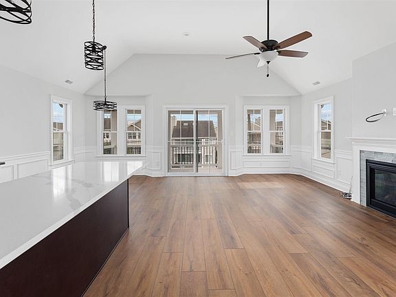 3rd image of 5254 Asbury Ave #B