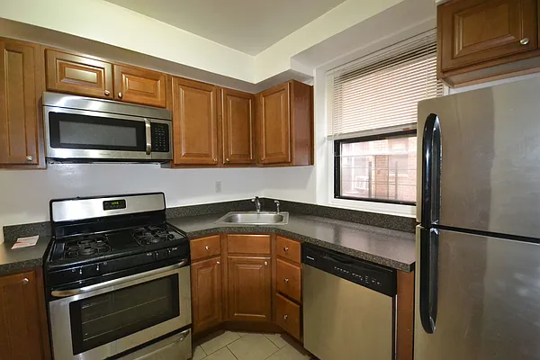 Rented by Silverstein Collection LLC  | media 3