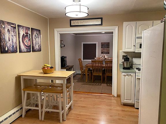 Breakfast Nook