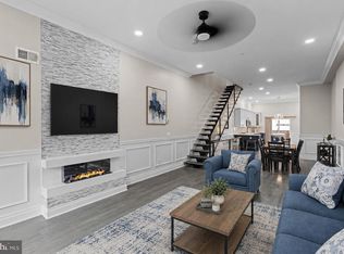 933 S 3rd St, Philadelphia, PA 19147
