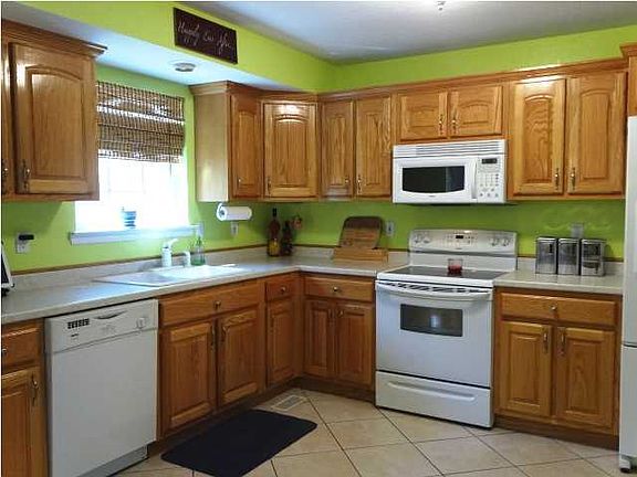 4th image of 1292 Pendall Ln