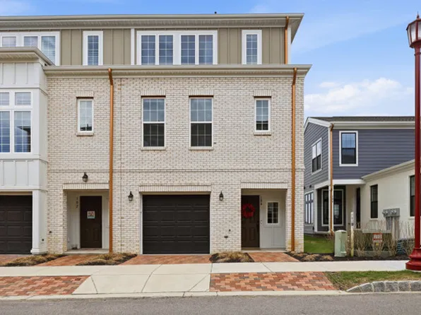 104 Founders St, Cranberry Township, PA 16066