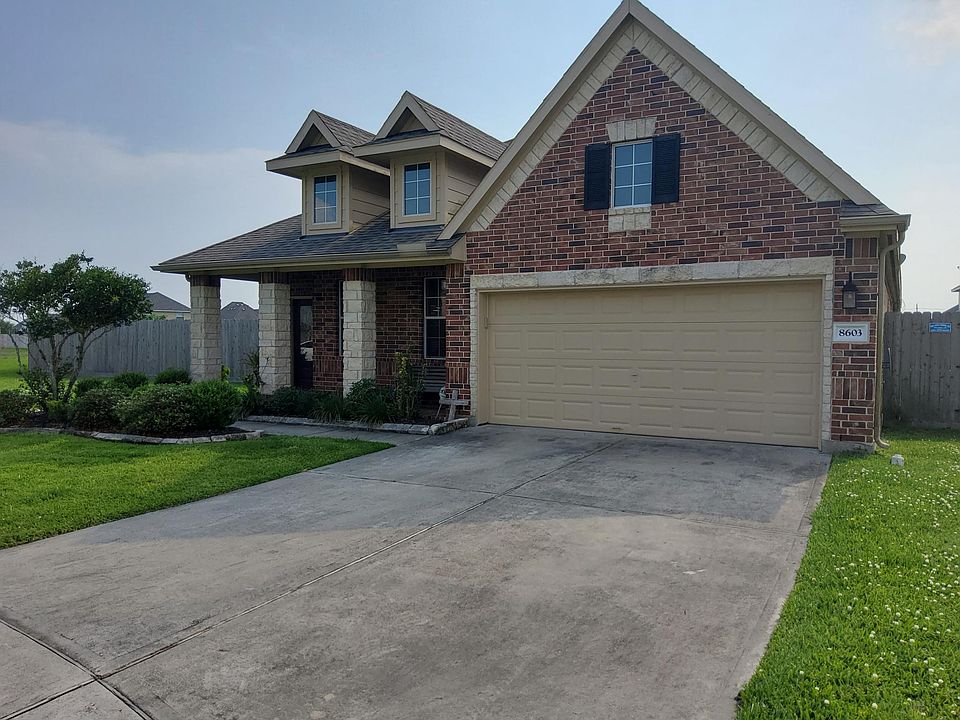 1st image of 8603 Briar Oaks Ln