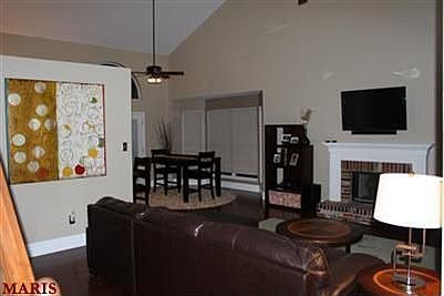 3rd image of 3503 Georgetowne Village Dr
