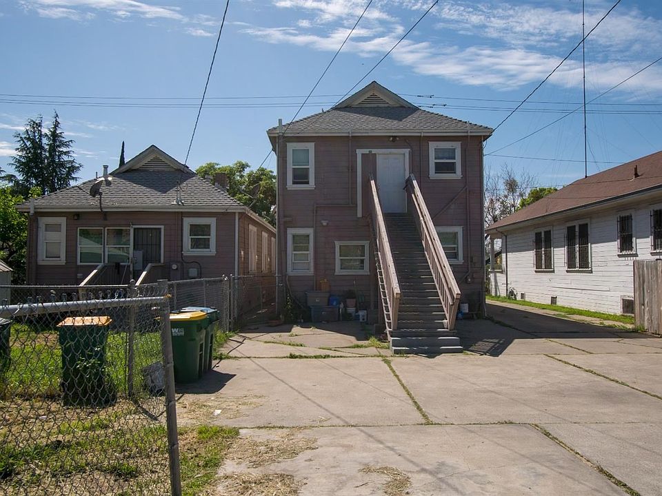 2nd image of 1028 S El Dorado St
