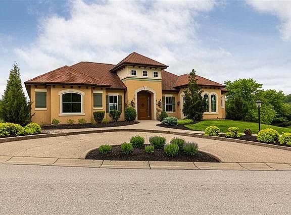3rd image of 2213 Rolling Hills Dr