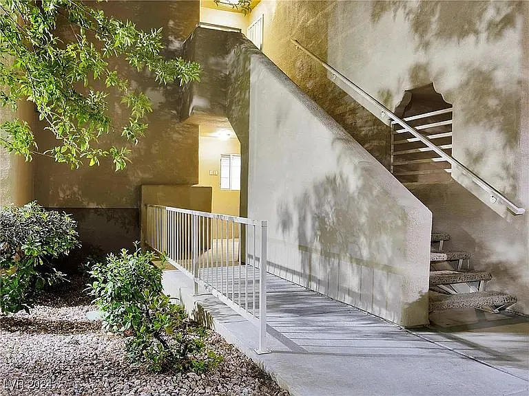 1901 Rio Canyon Ct #103 — Photo 21