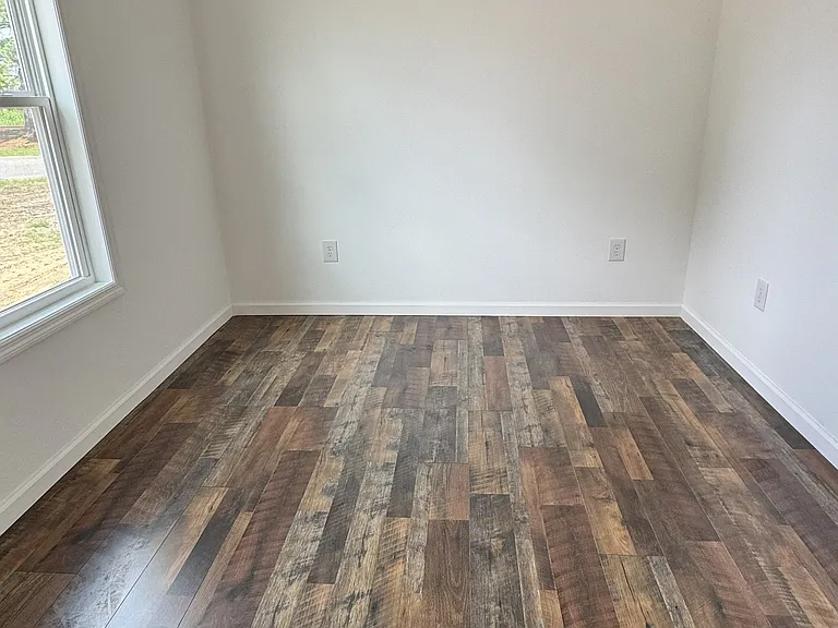 225 N Frisco St — Photo 8