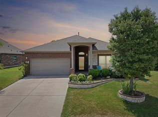 6 Ashlawn Ct, Edgecliff Village, TX 76134