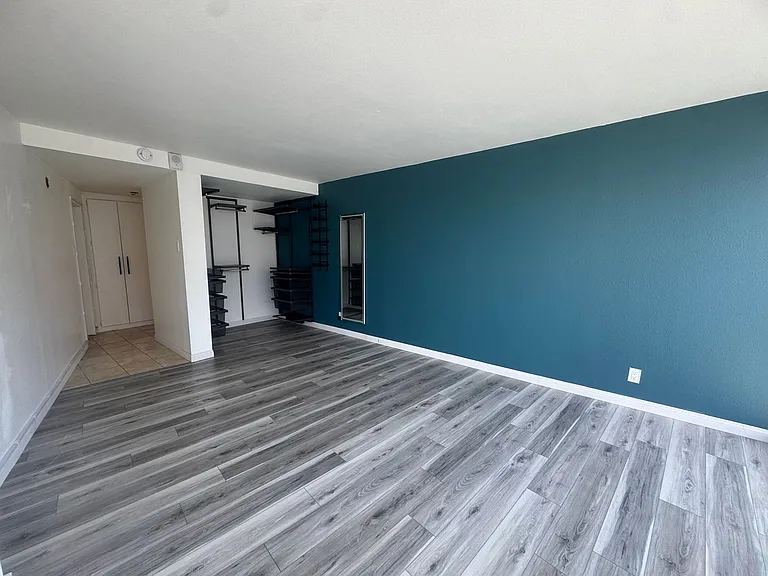 700 E Ocean Blvd #1401 — Photo 12