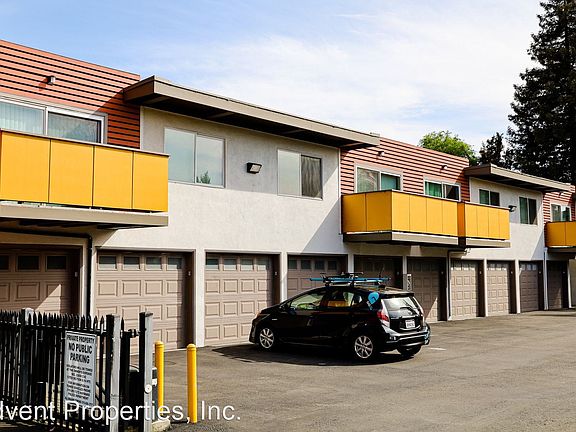 2nd image of 25021 Cypress Ave APT 8