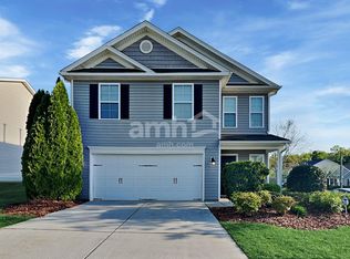 2900 Quail Oaks Dr, Greensboro, NC 27405