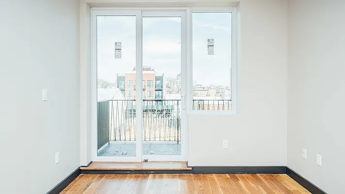 Rented by Nooklyn NYC LLC | media 24