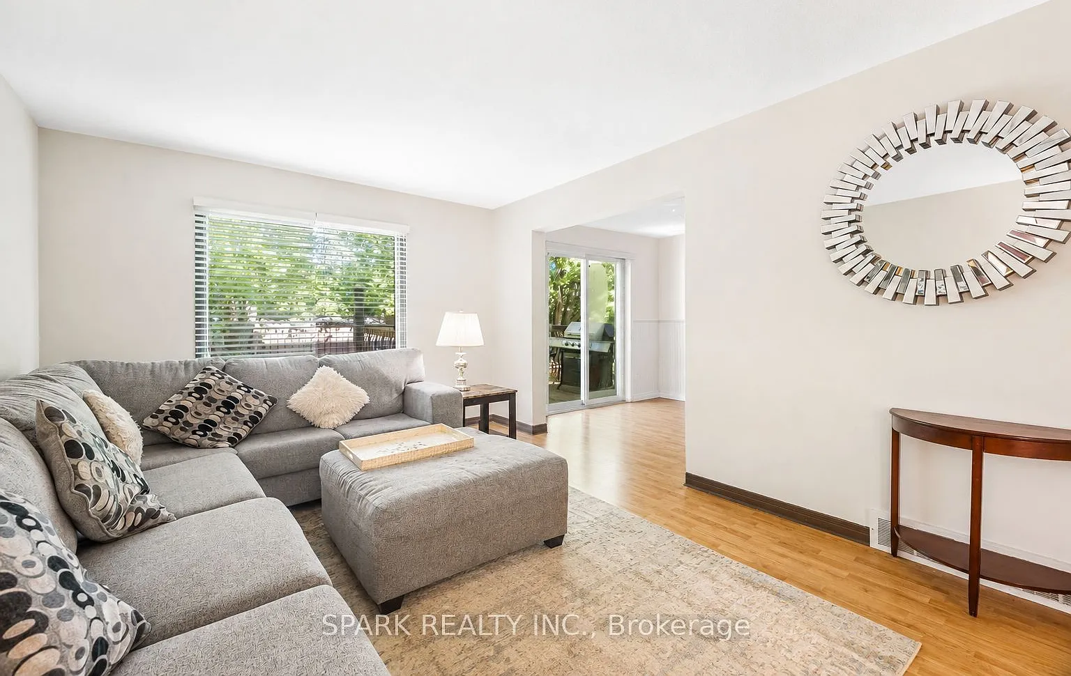 4 bed, $2,850 — Photo 4