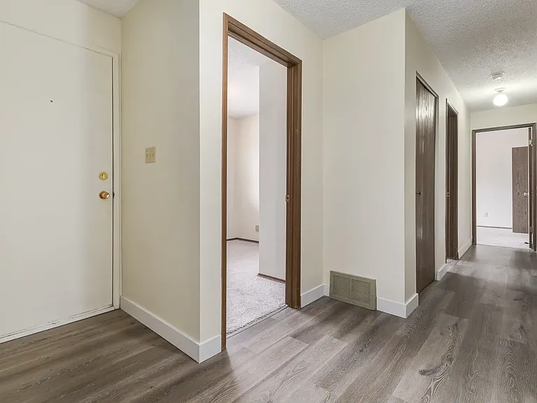 1 Huntington Hl NW — Photo 33