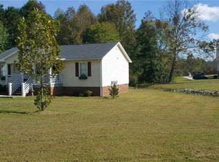 140 A Dove Meadows Dr, Archdale, NC 27263