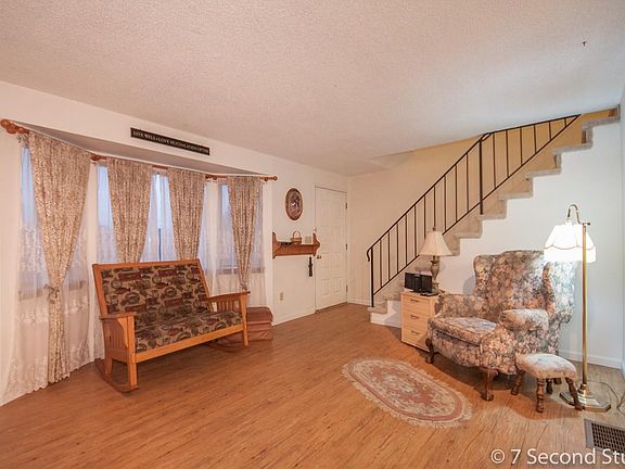 2nd image of 26212 E Olympic Ave