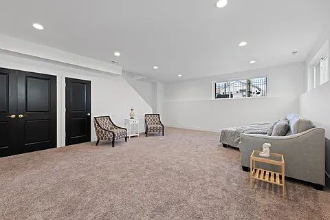 4th image of 1522 N Leamington Ave