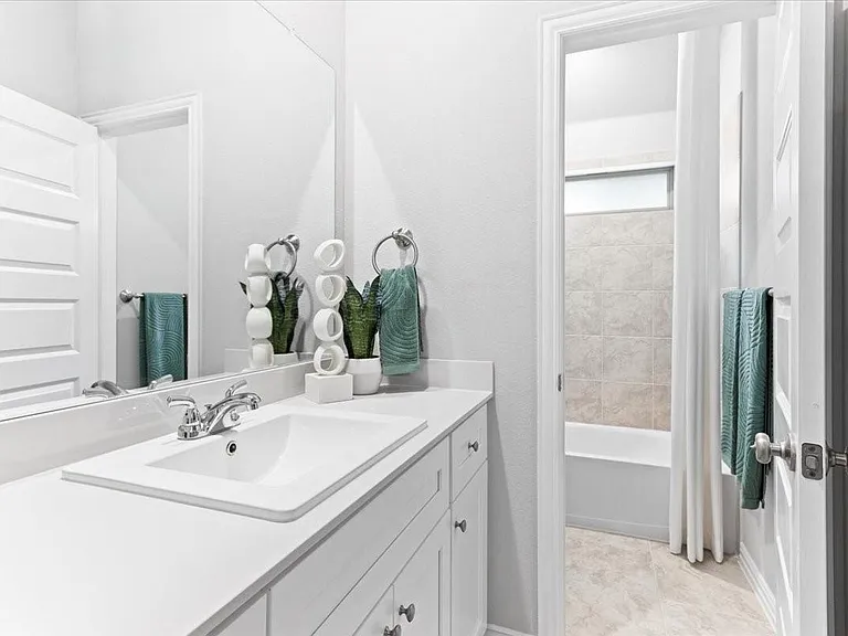 2613 Fargo Pl — Photo 25