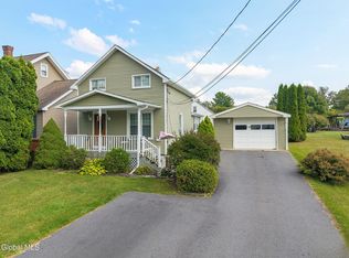 113 Chapel Pl, Amsterdam, NY 12010