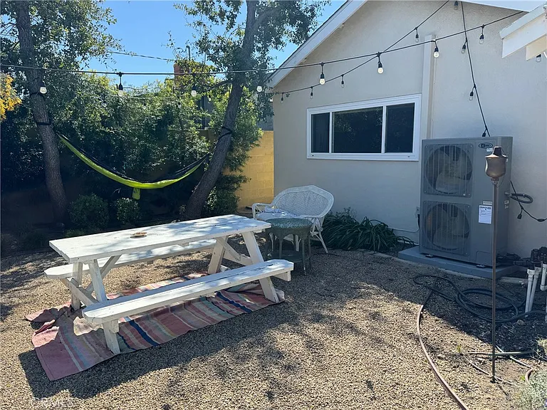 1019 E Walnut Ave — Photo 19