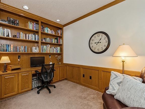 4th image of 2509 Country Side Cir
