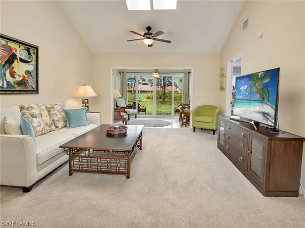 245 Deerwood Cir #12-8, Naples, FL 34113