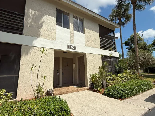 107 Gardens Drive #206, Pompano Beach, FL 33069
