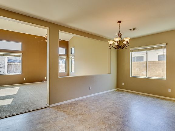 3rd image of 441 E Chelsea Dr