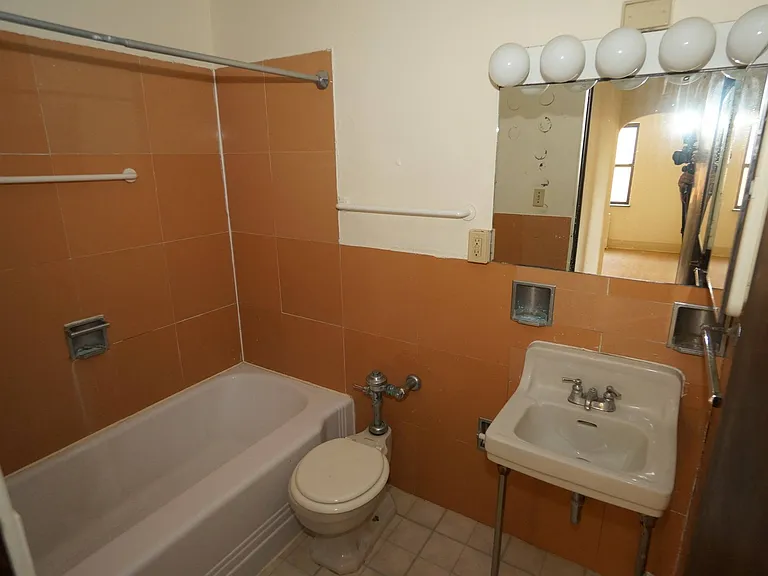 Bathroom Bathroom