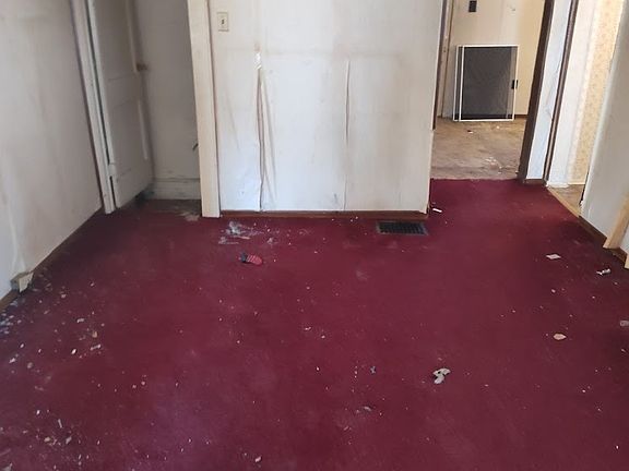 2nd image of 1541 Villa Ave