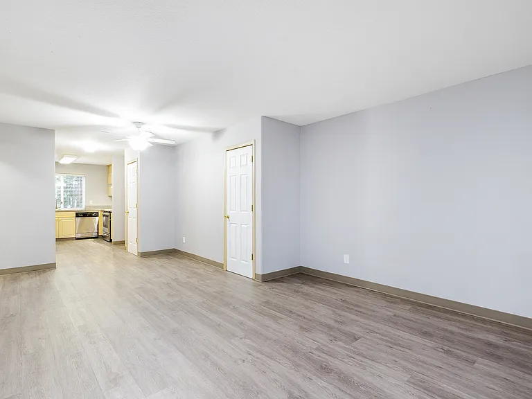 2509 SE 109th Ave — Photo 6