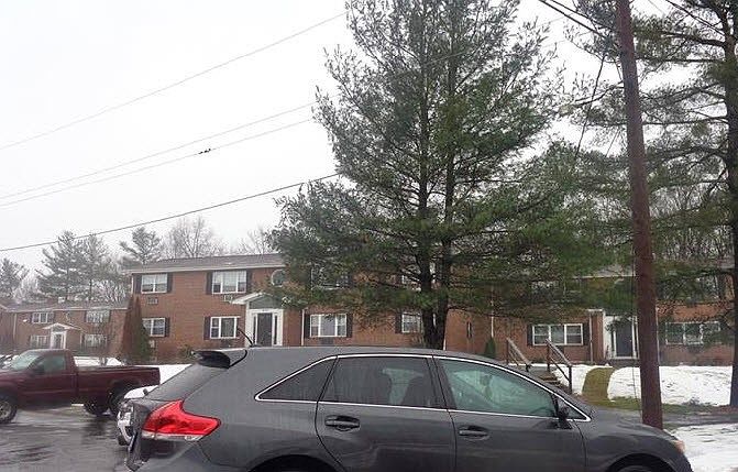 2nd image of 33 Mountain Laurel Dr
