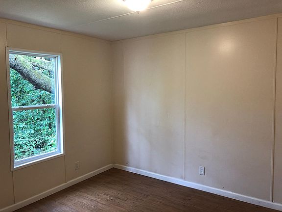4th image of 7318 Hayward Ave Lot 33