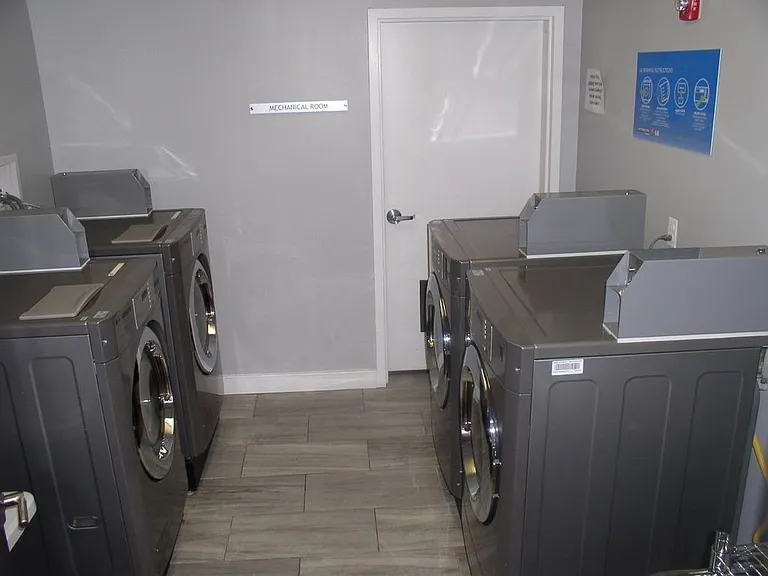 124 Polk St #2E — Photo 14