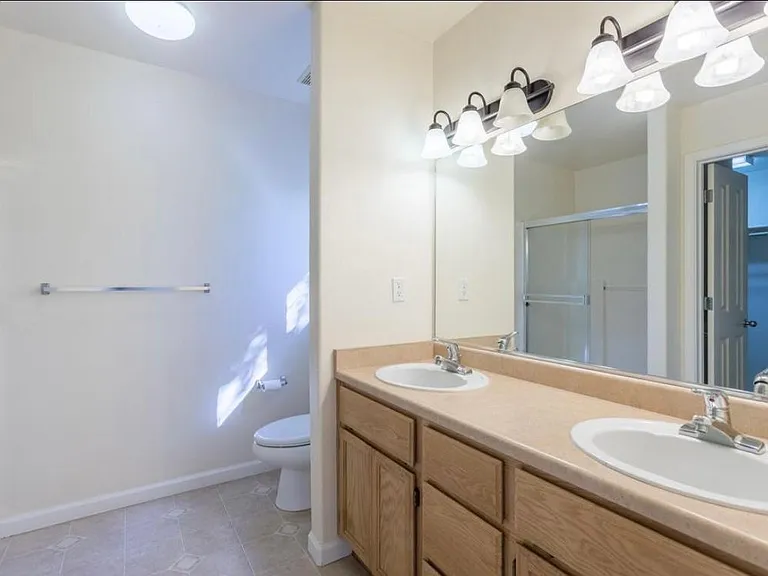 3993 Cambria Dr — Photo 15