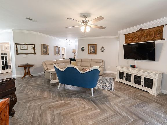 4th image of 1842 Seahawk Ln