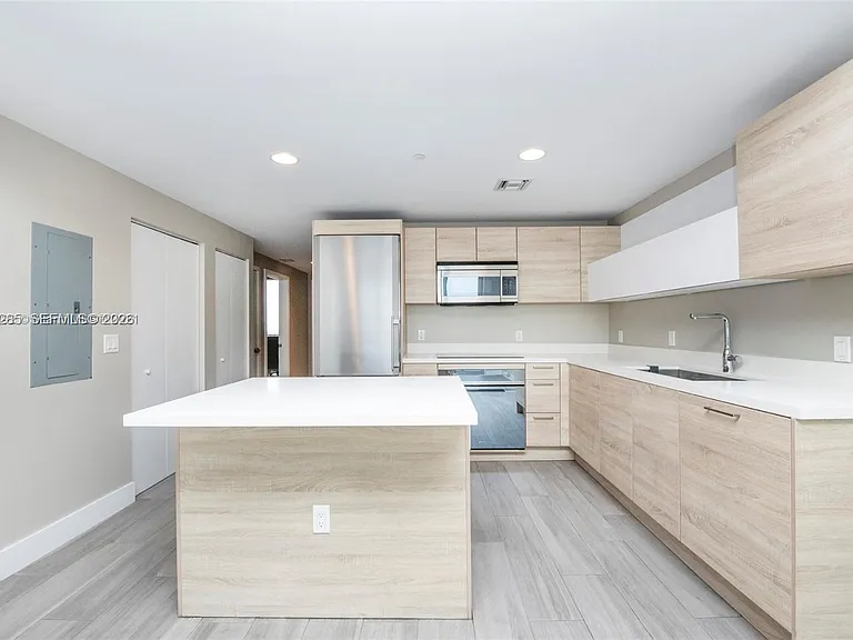 16385 Biscayne Blvd #2515 — Photo 4